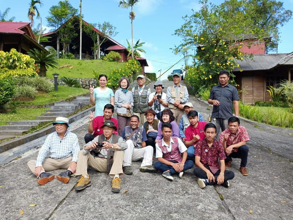 Highland Resort & Nature Tours Tomohon Extérieur photo