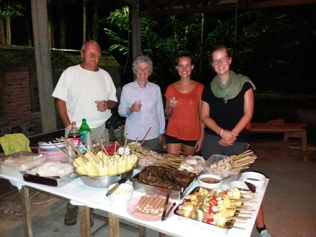 Highland Resort & Nature Tours Tomohon Extérieur photo