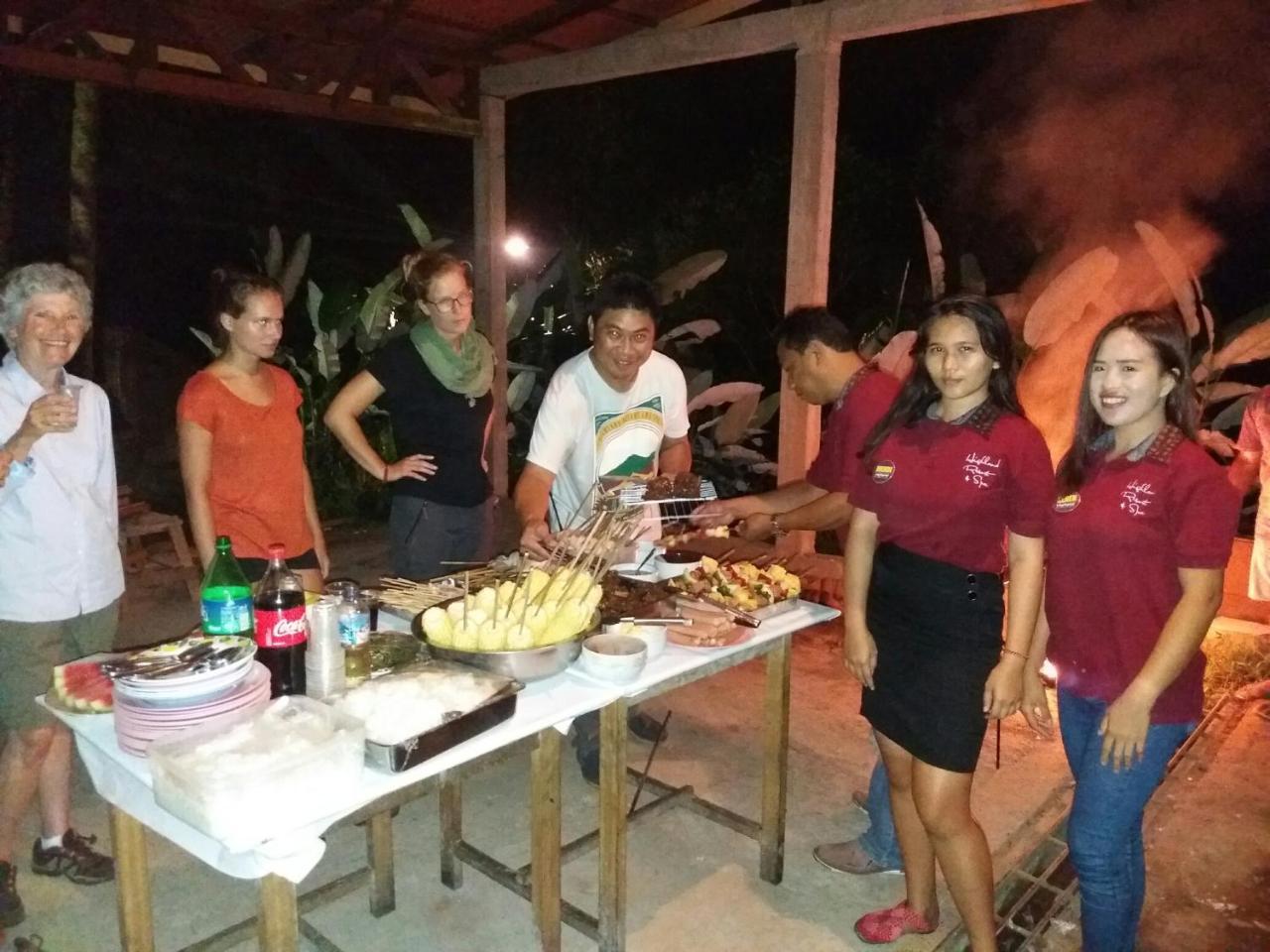 Highland Resort & Nature Tours Tomohon Extérieur photo